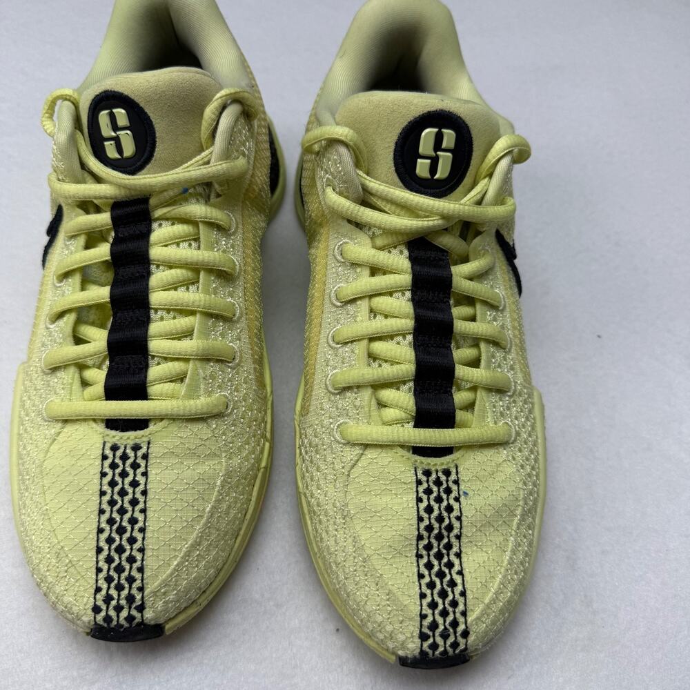 Nike Court Shoes Womens 6.5 Yellow Black Low Top Athletic Sneakers Lightweight